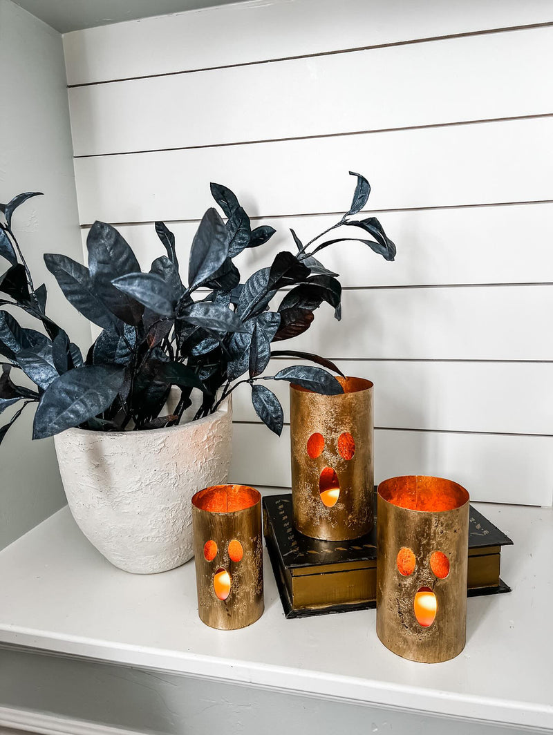 Metal Ghost Canisters