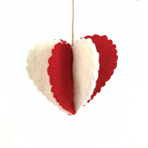 Scalloped Hanging Hearts