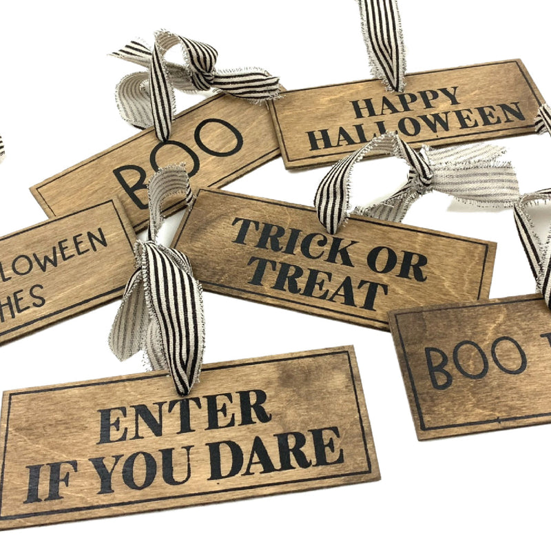 Trick or Treat Sign Ornament